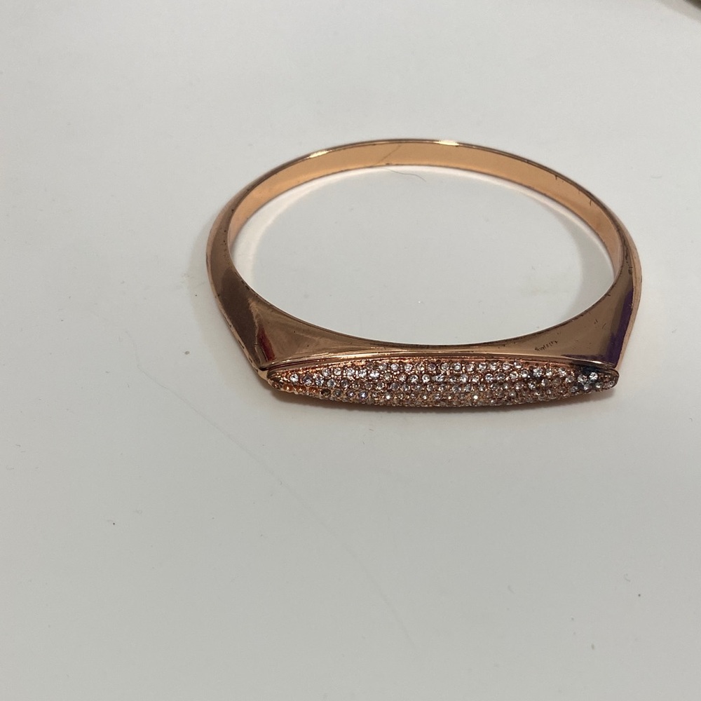 Elegant Rose Gold Bangle Bracelet